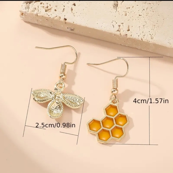 Bee and Honey Earrings - Picture 3 of 4